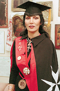 Джуна Давиташвили - (Евгения Ювашевна Давиташвили)